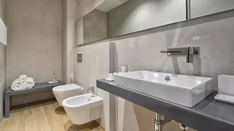 Luxury Suites Collection   Shantung Double Room