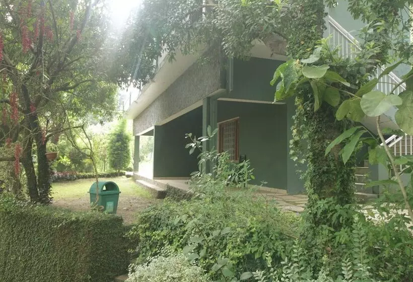 ホテル Birders Den Eco Resort