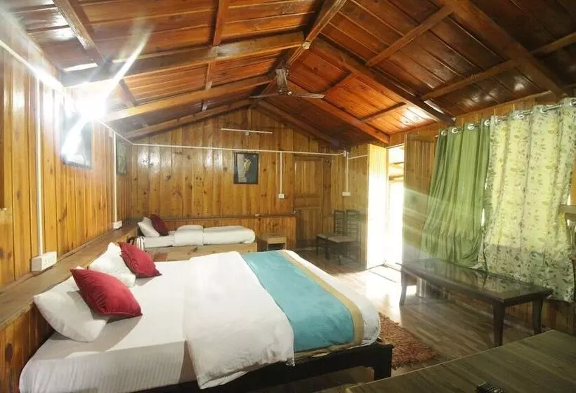ホテル Birders Den Eco Resort