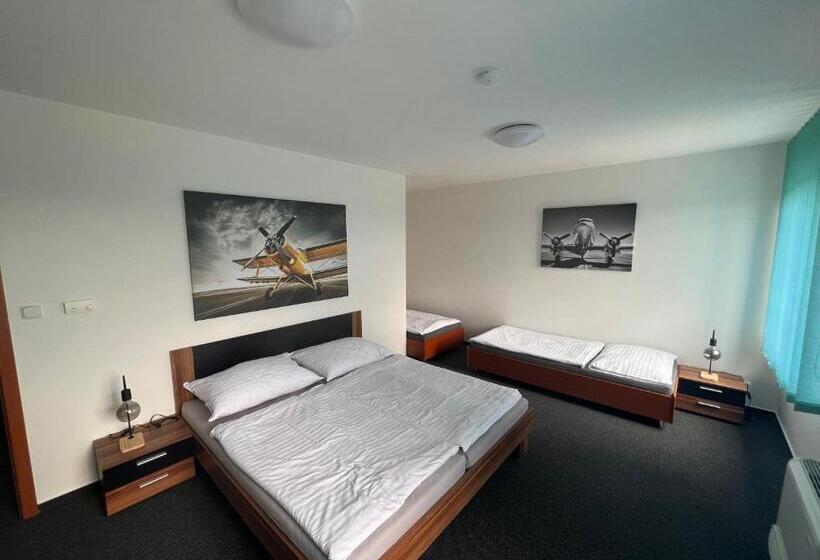 فندق Cavok Letiště Příbram