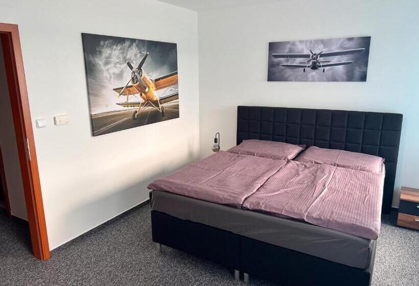 فندق Cavok Letiště Příbram