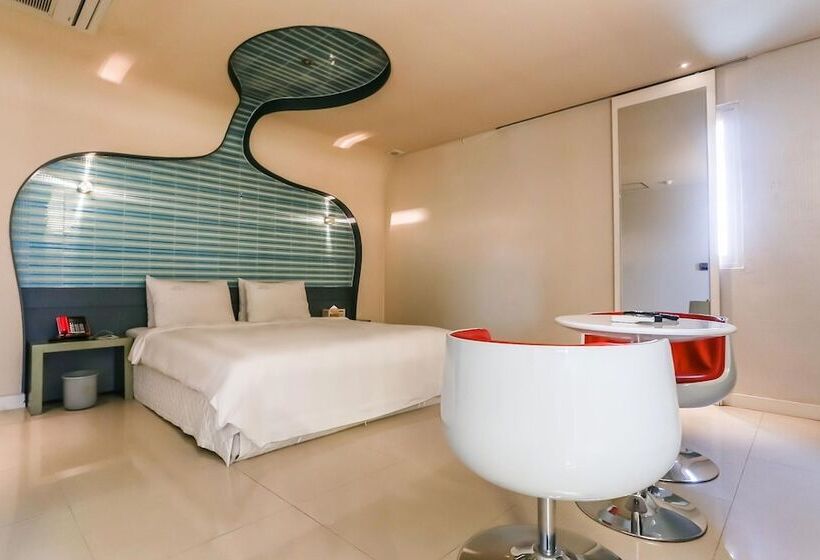 Hotel Donghae Very Six