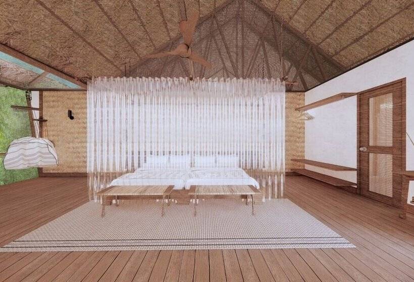 هتل Explorers Inn