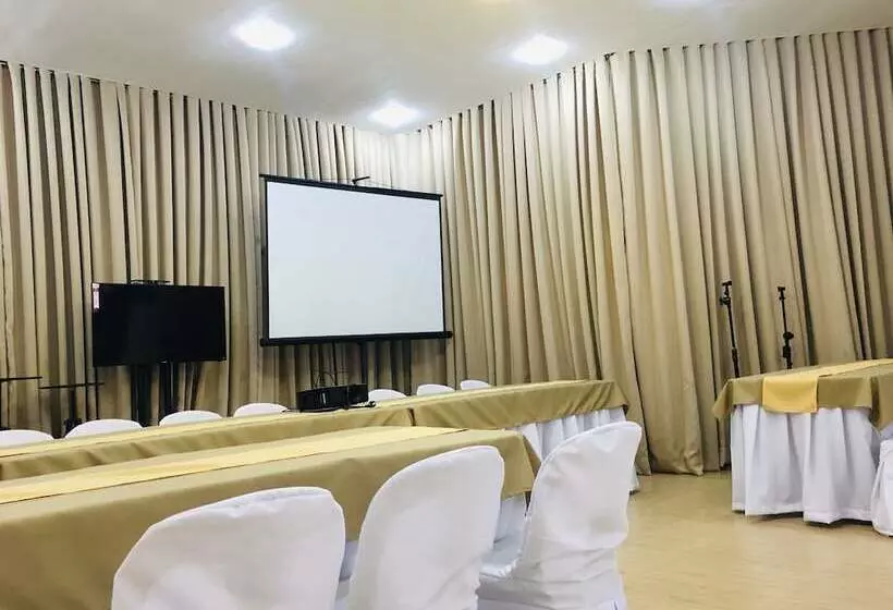 هتل Gmaya Suites
