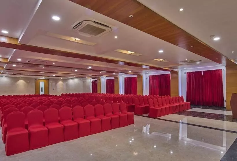 Hotelli Golden Tulip Tirupati