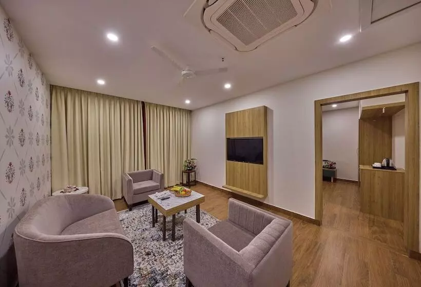Hotelli Golden Tulip Tirupati