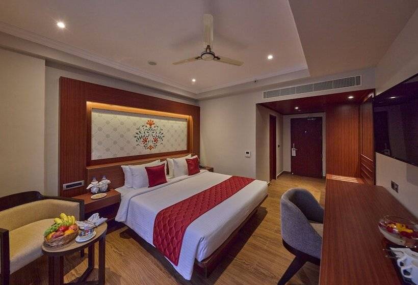 هتل Golden Tulip Tirupati