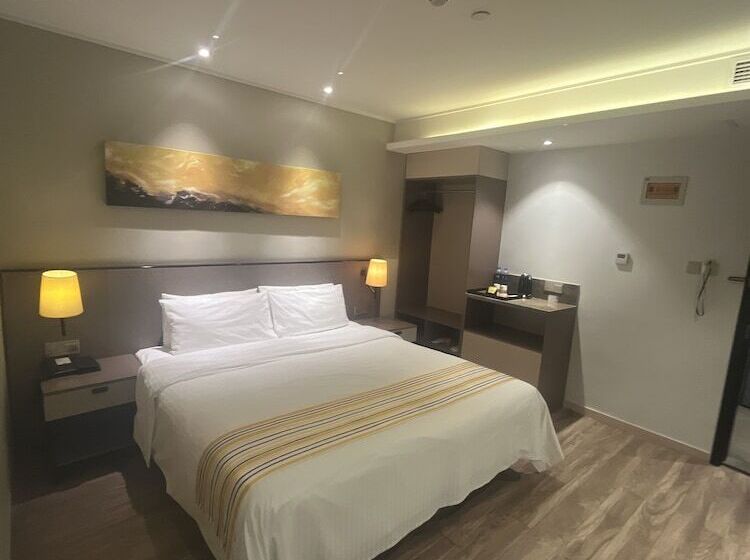 בית מלון כפרי Home Inns Collection