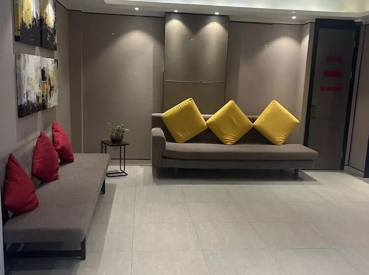 Hotelli Home Inns Collection