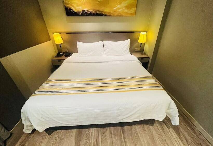 בית מלון כפרי Home Inns Collection