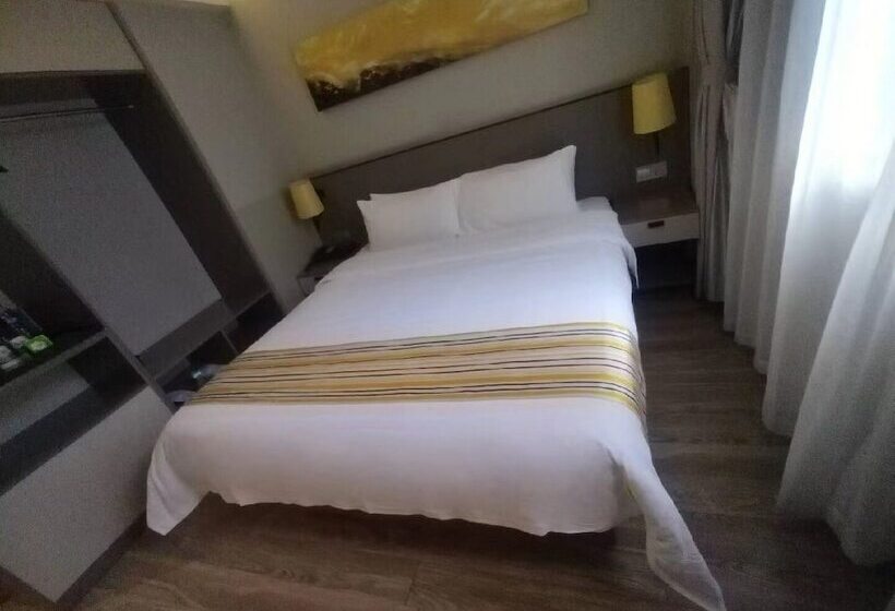 בית מלון כפרי Home Inns Collection