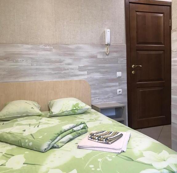 هتل Lisova   лісова готельня і сауна