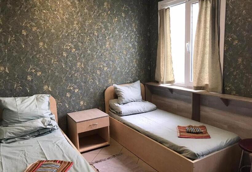 هتل Lisova   лісова готельня і сауна