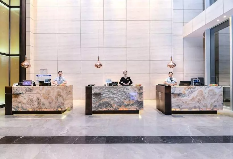 Hotelli Mandarin Smart