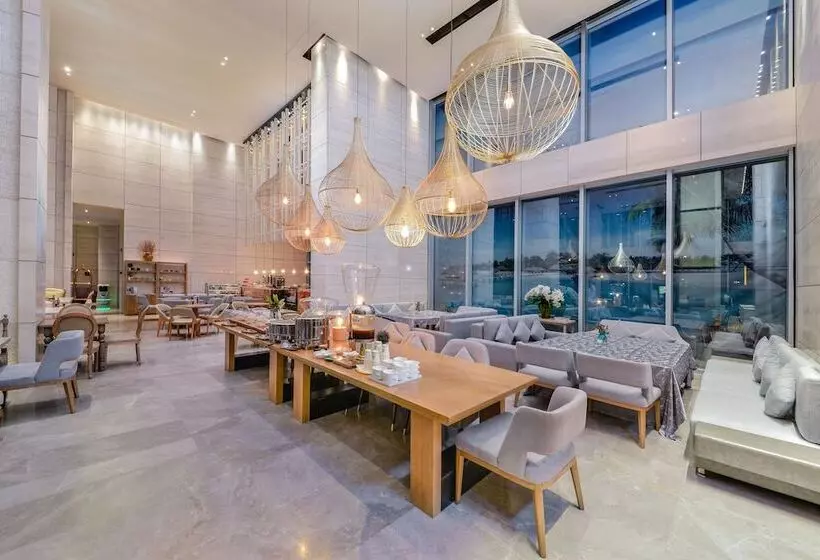 Hotelli Mandarin Smart