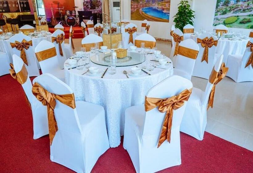 هتل Papa Dong Hoi