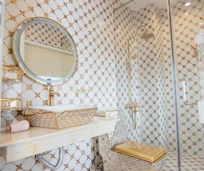 هتل Papa Dong Hoi