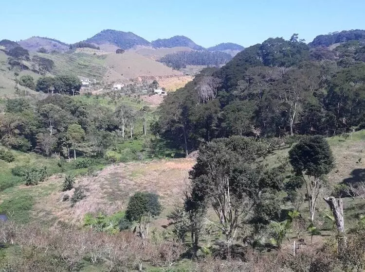 Maaseutuhotelli Auberge Valaisanne