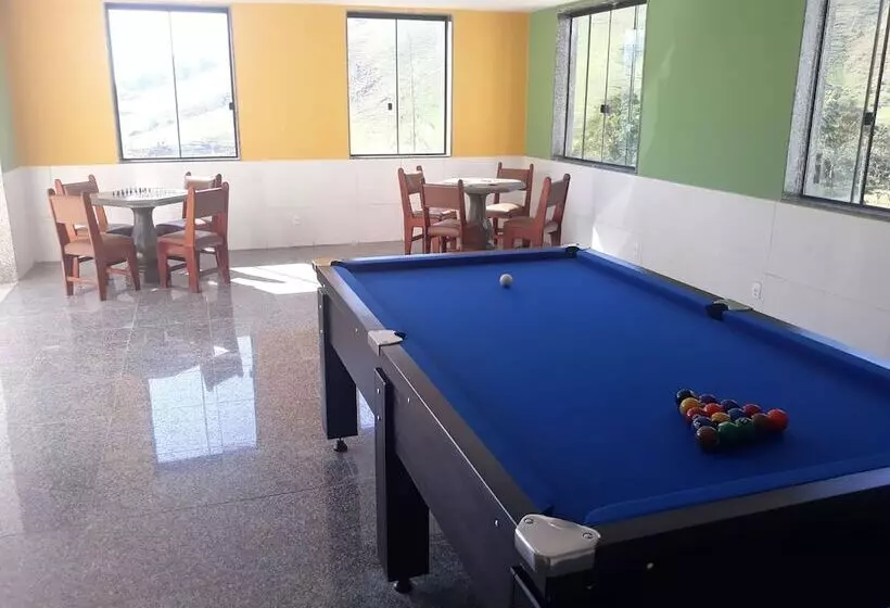 Maaseutuhotelli Auberge Valaisanne