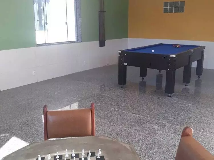 Maaseutuhotelli Auberge Valaisanne