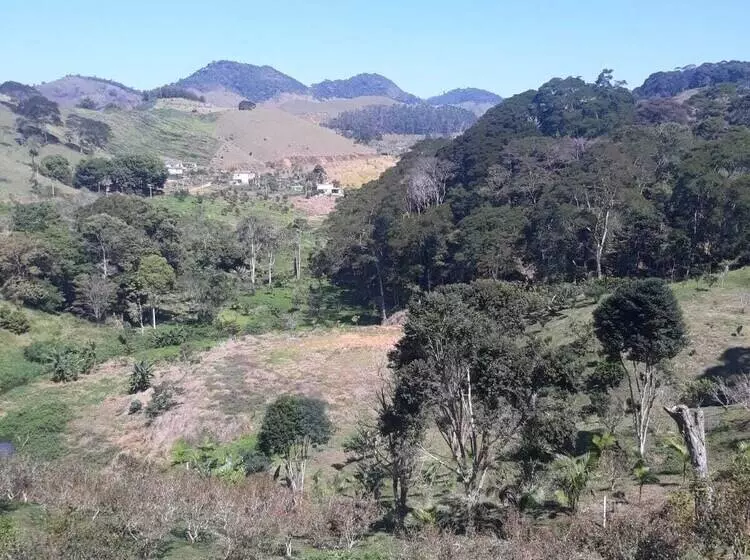 Maaseutuhotelli Auberge Valaisanne