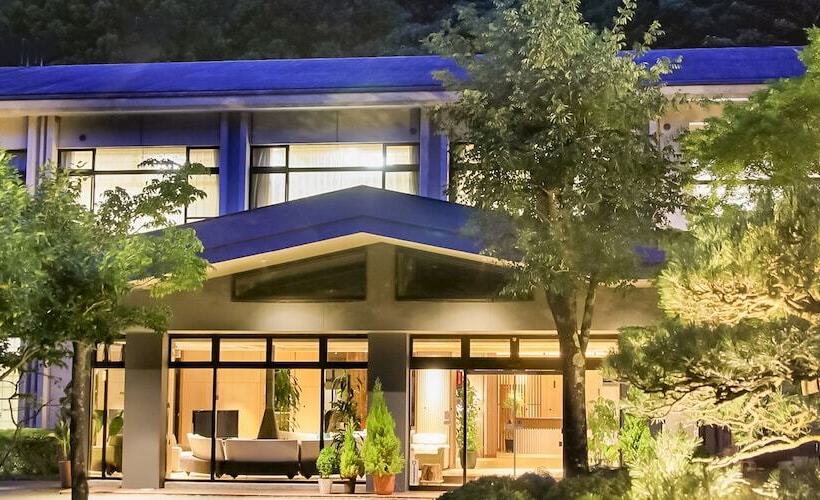 בית מלון כפרי Springs Village Tanzawa Spa Resort