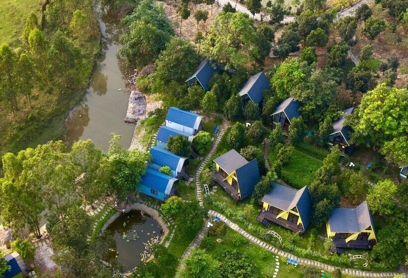 Hotel Truc An Village