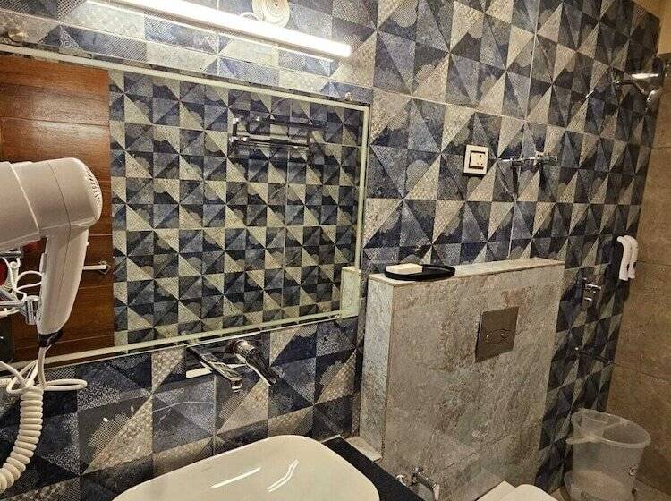 Hotel Yoga Badrinath Dham