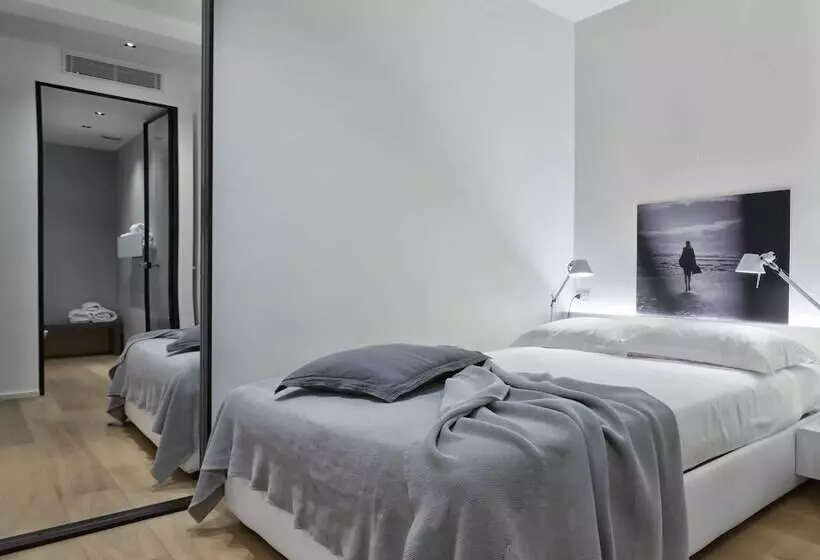 Luxury Suites Collection   Shantung Double Room