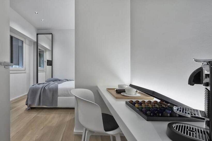 Luxury Suites Collection   Shantung Double Room