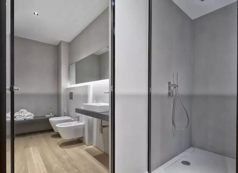 Luxury Suites Collection   Shantung Double Room