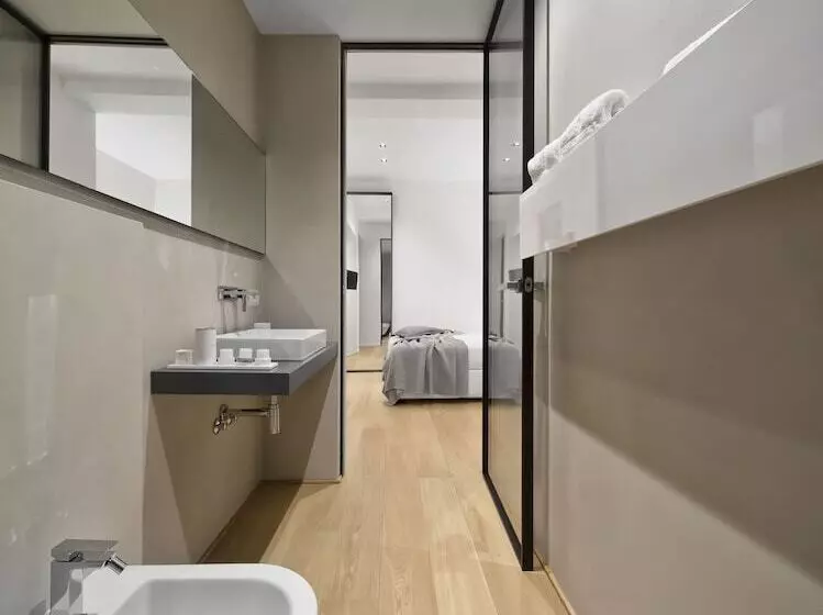 Luxury Suites Collection   Shantung Double Room