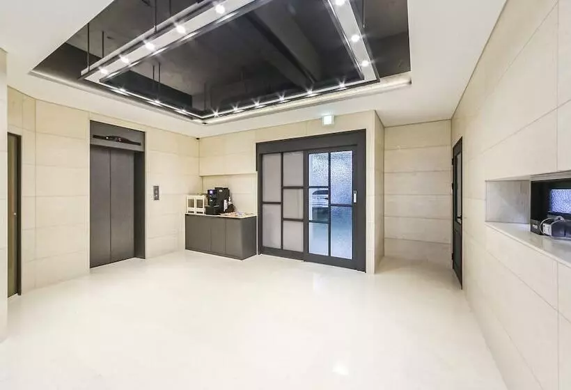 Motelli Gimhae Urbangdong Jb