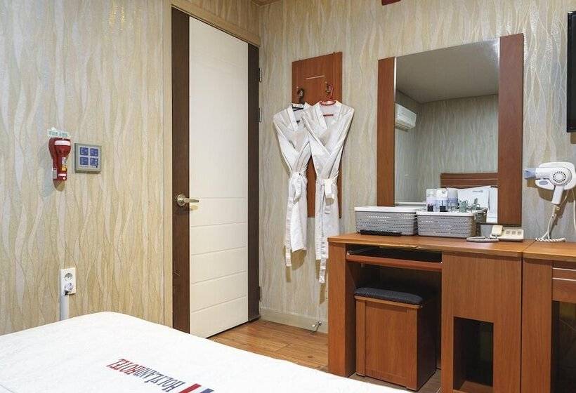 汽车旅馆  Incheon  Holy Land