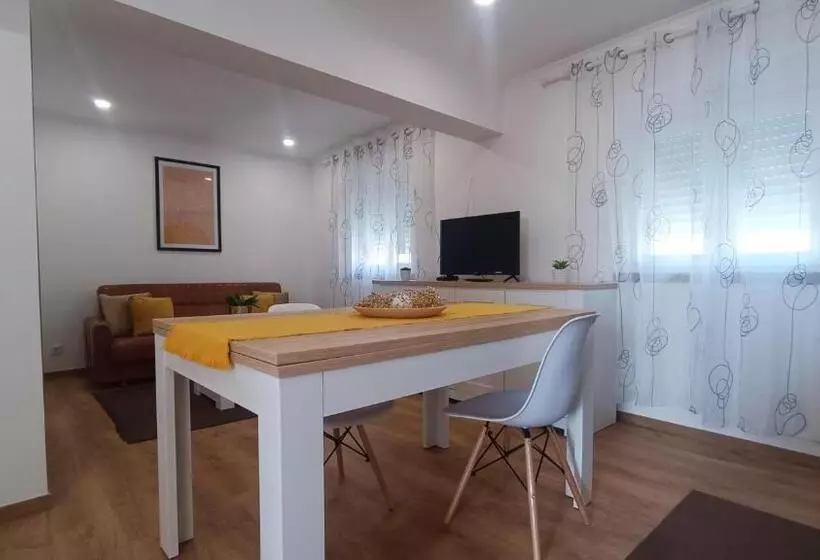 ペンション Mondalva Apartamentos