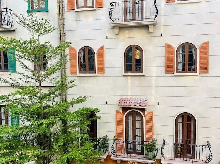 Rova Hotel Phu Quoc