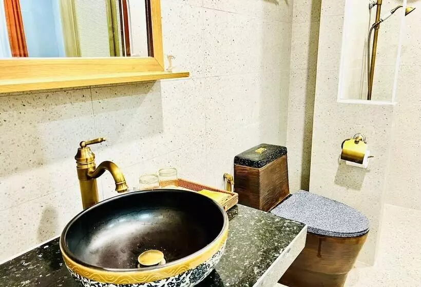 Rova Hotel Phu Quoc