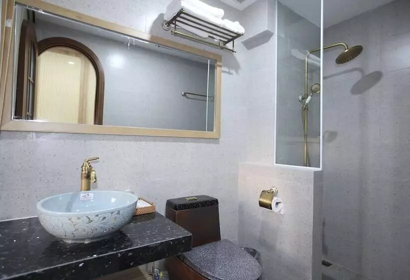 Rova Hotel Phu Quoc