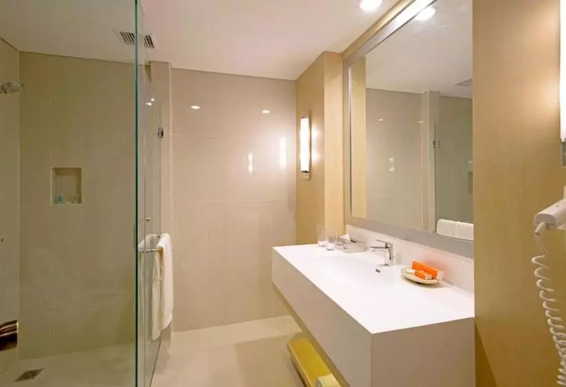 Surya Hotel & Cottages Prigen