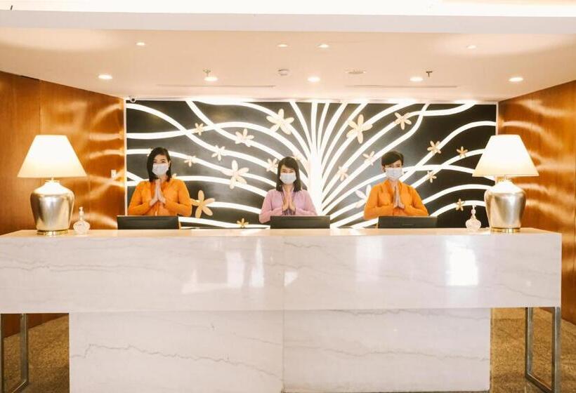 Surya Hotel & Cottages Prigen