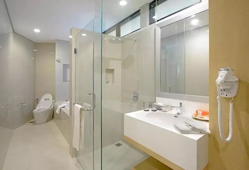 Surya Hotel & Cottages Prigen