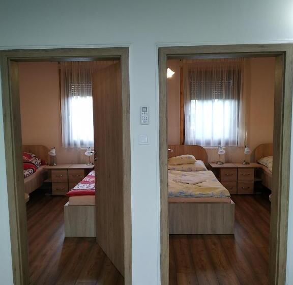 Tisza Panzió és Apartman