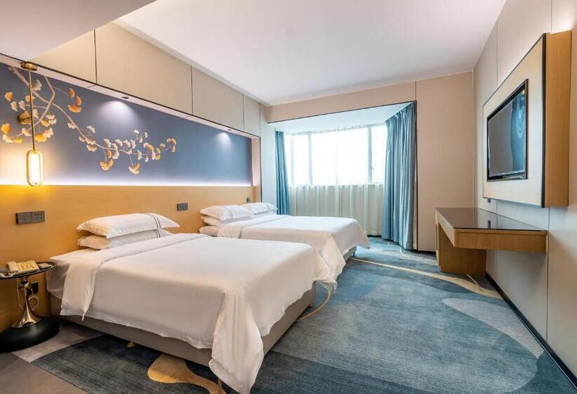 Waifiden Hotel  Former Tokai Hotel   Xiaobei Metro Station   Free Shuttle Bus During Canton Fair