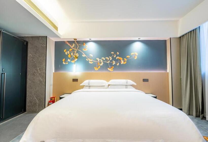 Waifiden Hotel  Former Tokai Hotel   Xiaobei Metro Station   Free Shuttle Bus During Canton Fair