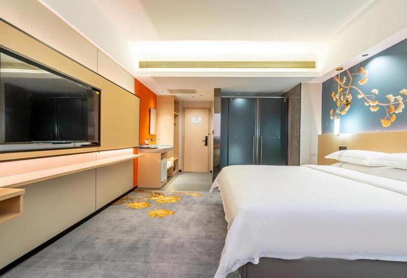 Waifiden Hotel  Former Tokai Hotel   Xiaobei Metro Station   Free Shuttle Bus During Canton Fair