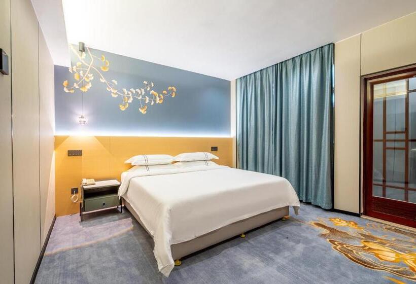 Waifiden Hotel  Former Tokai Hotel   Xiaobei Metro Station   Free Shuttle Bus During Canton Fair