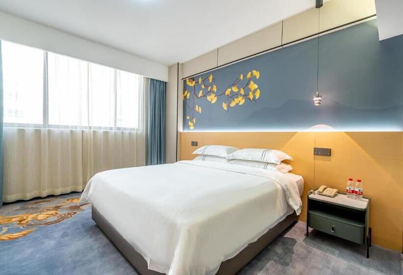 Waifiden Hotel  Former Tokai Hotel   Xiaobei Metro Station   Free Shuttle Bus During Canton Fair