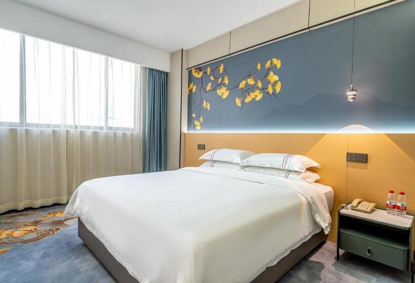 Waifiden Hotel  Former Tokai Hotel   Xiaobei Metro Station   Free Shuttle Bus During Canton Fair