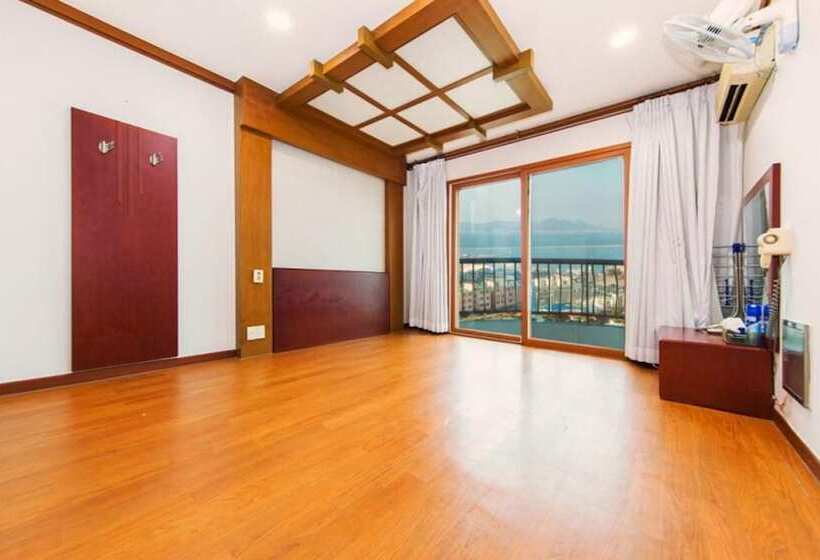 Daecheon Ocean Of Fantasy Resort