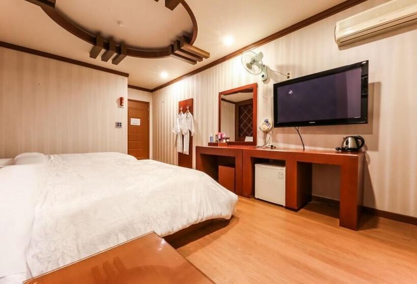 Daecheon Ocean Of Fantasy Resort